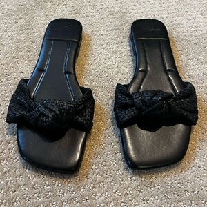 Marc Fisher Black knot woven Slide Sandals size 9